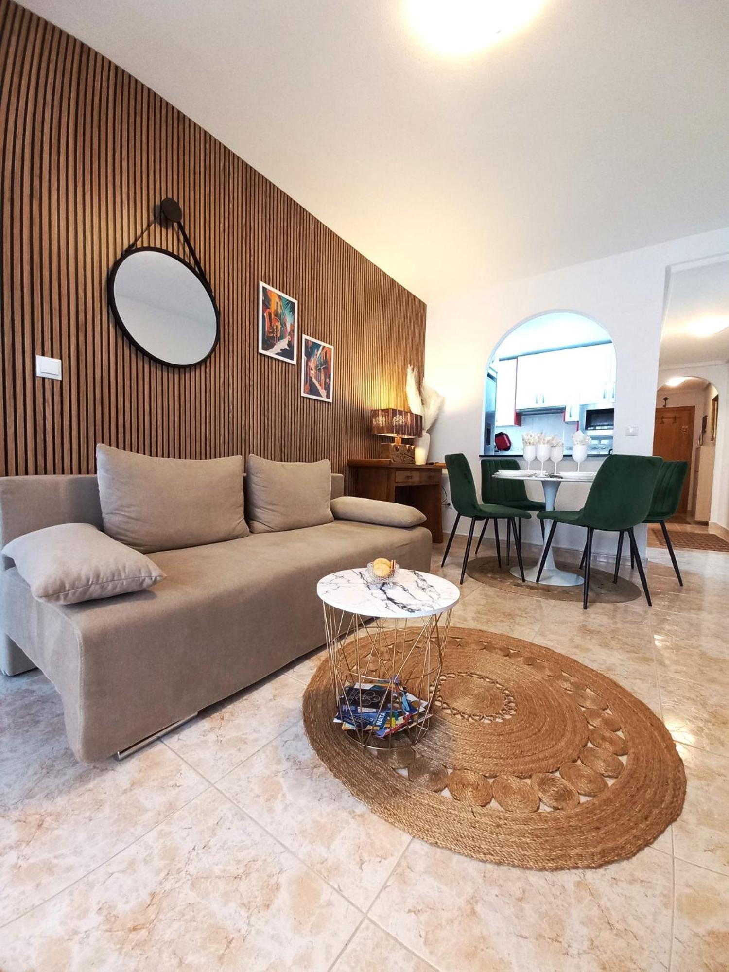 Hola Torrevieja Apartment ภายนอก รูปภาพ