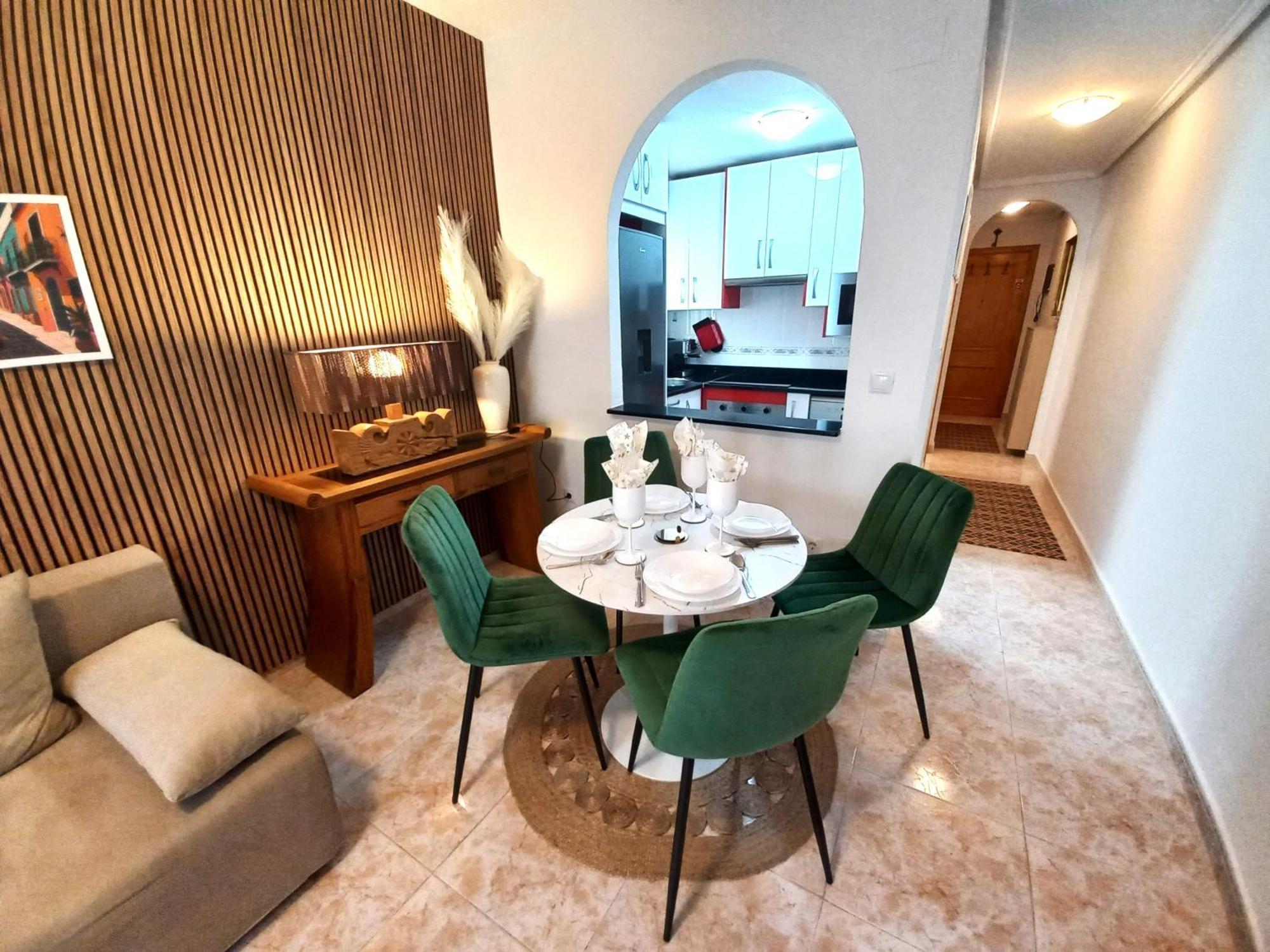 Hola Torrevieja Apartment ภายนอก รูปภาพ