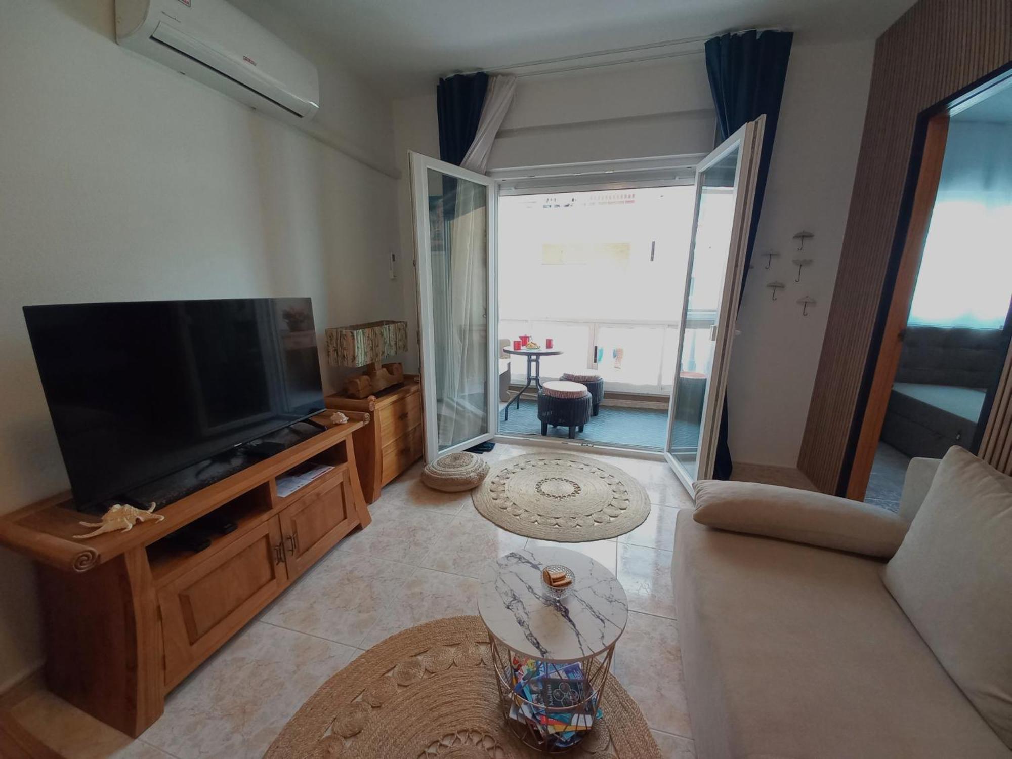 Hola Torrevieja Apartment ภายนอก รูปภาพ