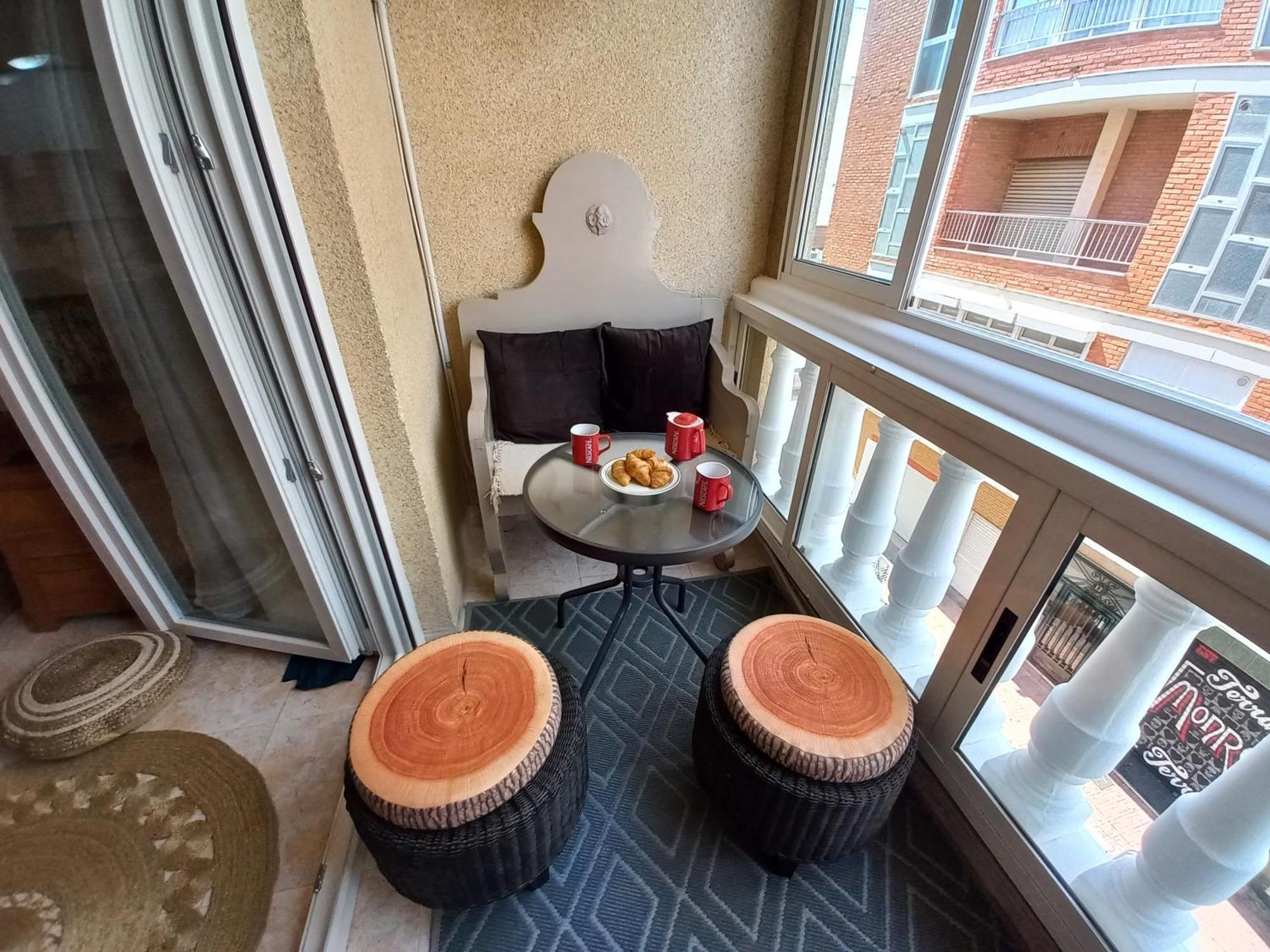 Hola Torrevieja Apartment ภายนอก รูปภาพ