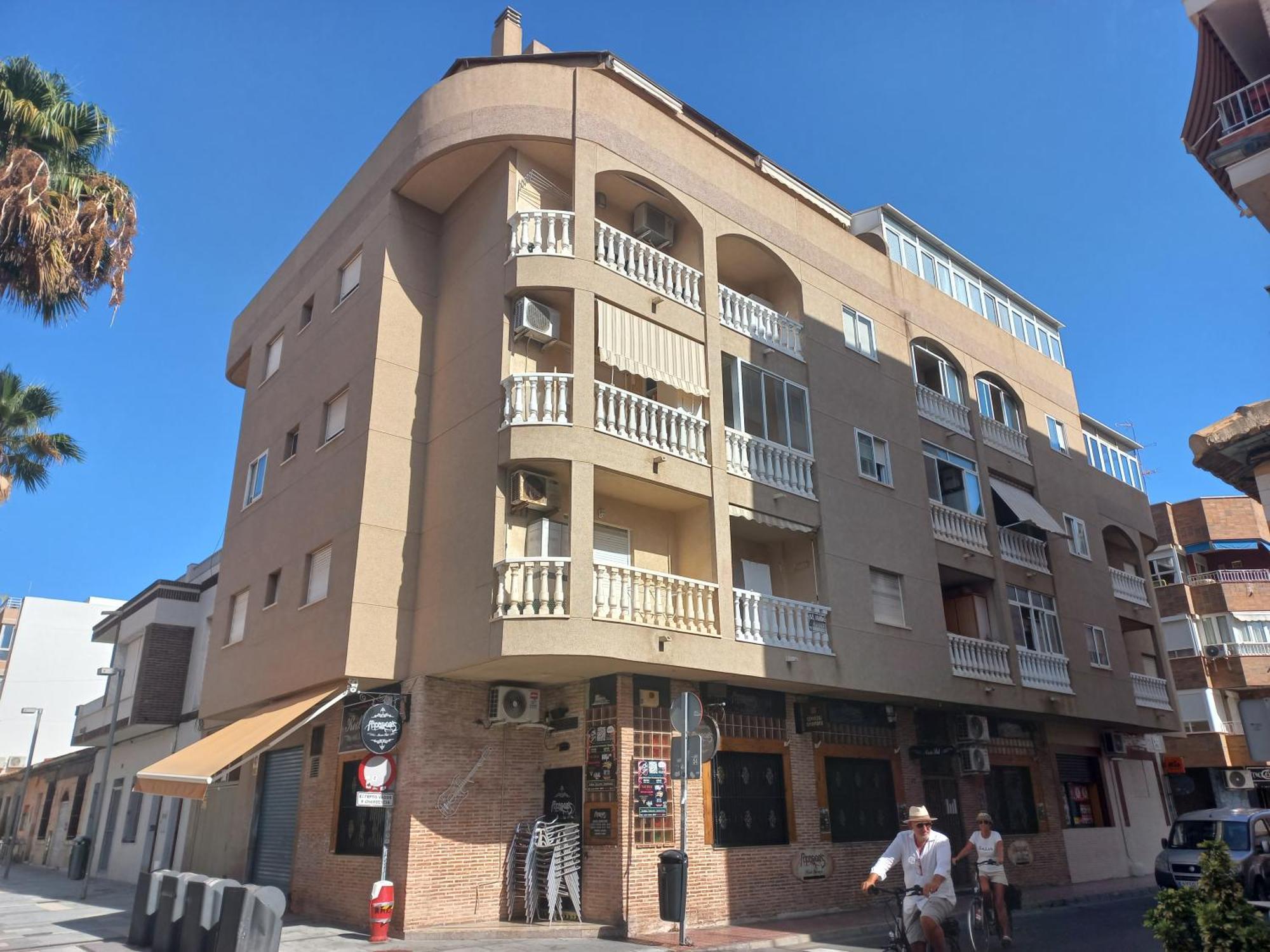 Hola Torrevieja Apartment ภายนอก รูปภาพ